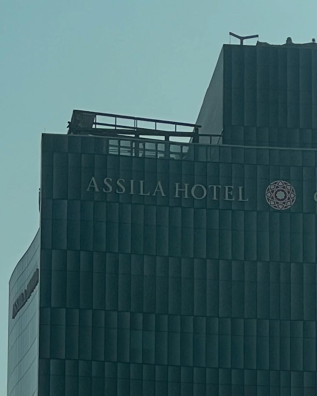Assila Hotel cephesi, Cidde — proje sahası